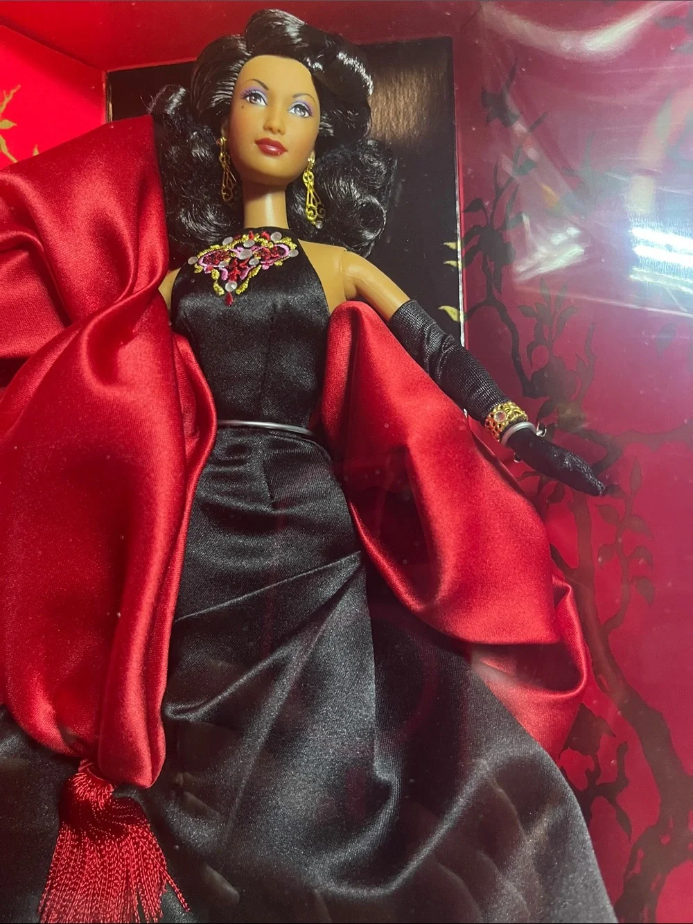 1999 Mann's Chinese Theatre Barbie Doll (African-American Edition) NRFB